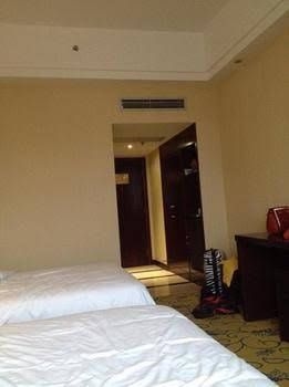 Nanning Holy City Hotel3