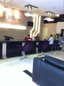 Jiazhou Yihao Hotel - Chengdu0