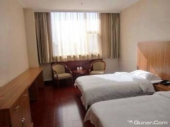 Red Gulf Hotel1