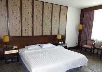 Swan Lake Spring Vacation Village - Tianjin Swan Lake Spring Vacation Village - Tianjin