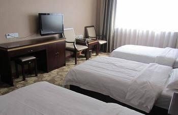 China Rushan Champs Elysees Hotel2