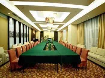 Yijing Holiday Hotel