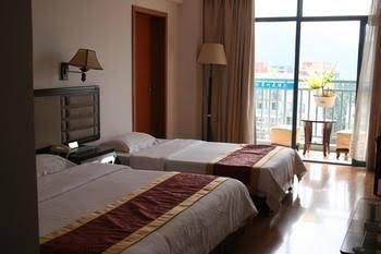 Green Bamboo Hotel2