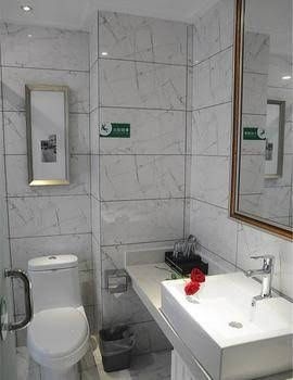 Shengjingyijia Hotel0