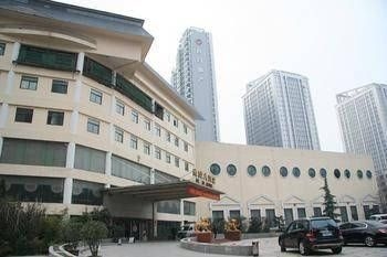 Deyi Hotel Henan4