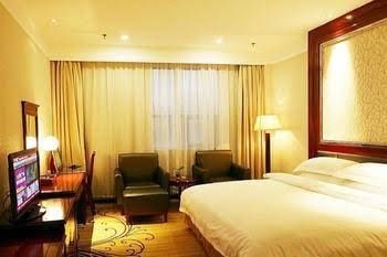 Leqing International Hotel1