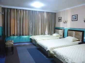 V8 Hotel V8 Hotel