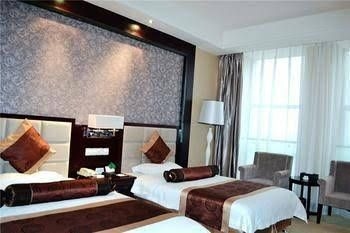 Zhongzhou International Hotel1