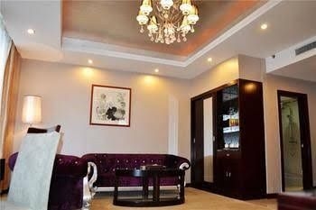 Zhongzhou International Hotel2
