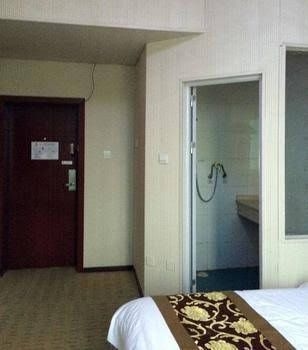 Super 8 Hotel Chengdu Chadianzi Branch3