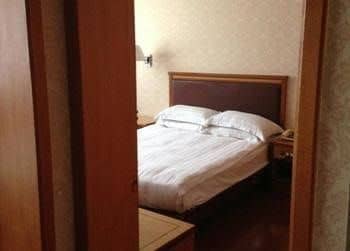 Overseas Chinese Hotel Overseas Chinese Hotel