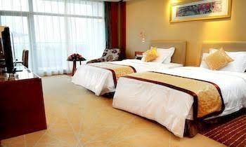 International Golf Resort Hotel3