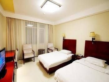 Qingdao Excalibur Hotel3