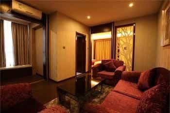 Eastbay Holiday Inn Eastbay Holiday Inn