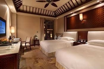 Xichang Qionghai Bay Paxton Vacances Hotel4