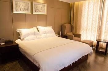 Seasons Meridien Boutique Hotel4