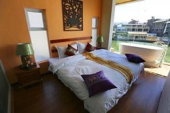 Sea View Inn2