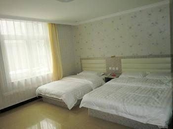 Xinhua Yijun Hotel2