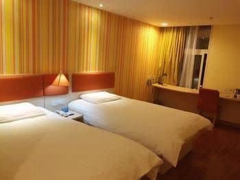 Home Inn- Chengdu Liang Jia Lane North Station Branch Home Inn- Chengdu Liang Jia Lane North Station Branch