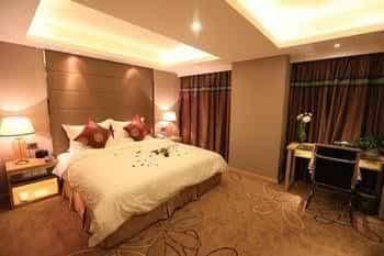 Four Seasons Huating Hotel Four Seasons Huating Hotel