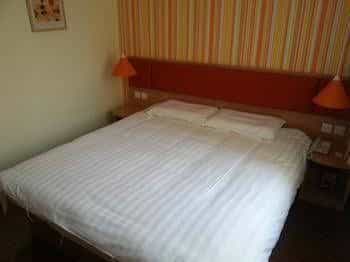 Home Inn Qingdao Sifang Coach Terminal Hangzhou Road Home Inn Qingdao Sifang Coach Terminal Hangzhou Road