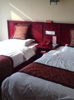 Yinhao Business Hotel1