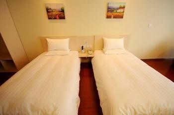 Hanting Hotel Baoding Municipal Government Branch4
