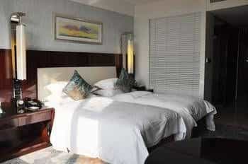 Happiness Hotel Happiness Hotel