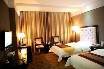 Longcheng Hotel3