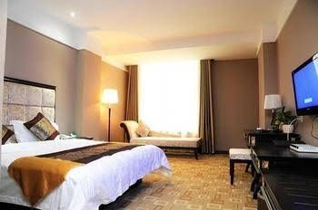 Longcheng Hotel4