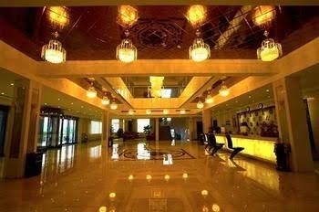 Yuntai Mountain Country Melody Holiday Hotel1
