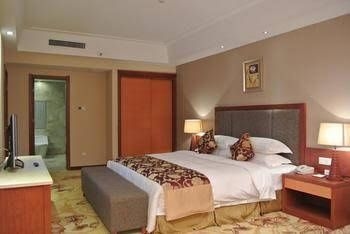 Mer Jade Crown Jianguo Hotel2