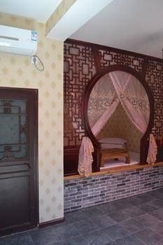 Hongfuxiang Inn0
