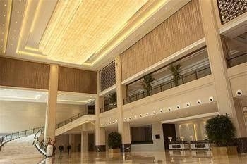 Howard Johnson Hotel4
