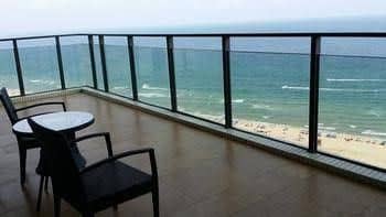 Sunshine Coast Holiday Apartment Sunshine Coast Holiday Apartment