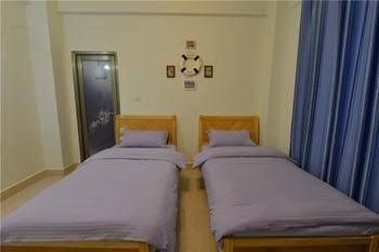 Sanya Yazhou Inn1