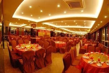 Huaqiao Hotel3