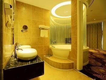 Lidong International Hotel1