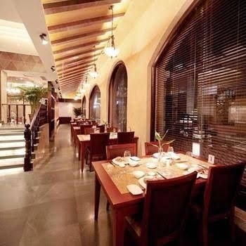 Xingdao Holiday Hotel0
