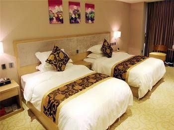Weihai Longwei Holiday Inns4