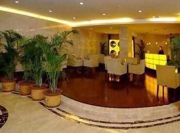Huaqiao Hotel4