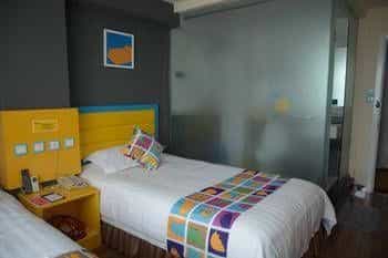 Feng Guang Holiday Hotel Tai'an Bus Station Feng Guang Holiday Hotel Tai'an Bus Station