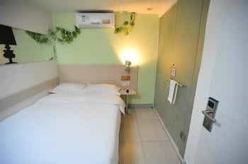 Yi Bai Hotel- Wuhan Yi Bai Hotel- Wuhan