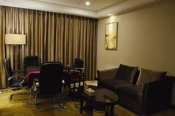 Dongcheng Jingjiang Hotel3