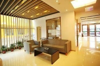 Motel 168 Shanghai Nanhui Huinan Subway Station0