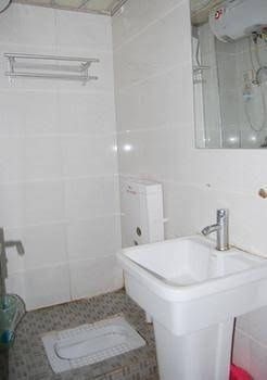 Wuhan Ronghua Business Hotel4
