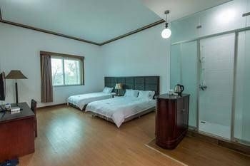 Universal Hotel2