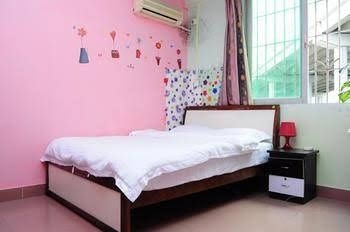 Guangzhou 18 Years Old Apartment2