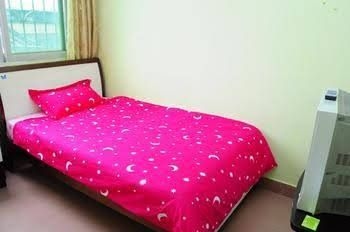 Guangzhou 18 Years Old Apartment3