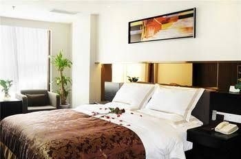 Sancana Holiday Inn3